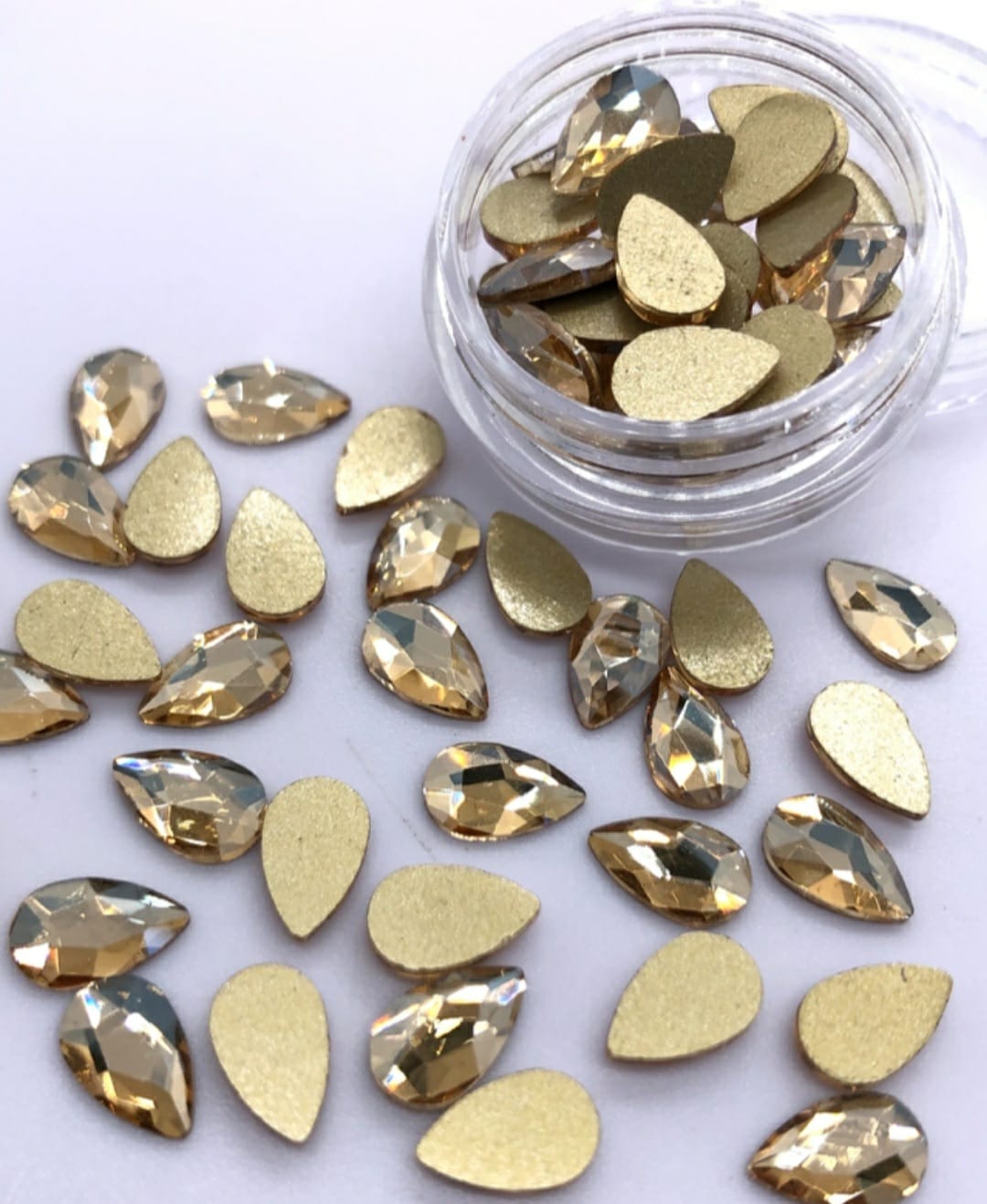 CRISTAL GOTA 5X8MM (10 UNIDADES) CHAMPGNE